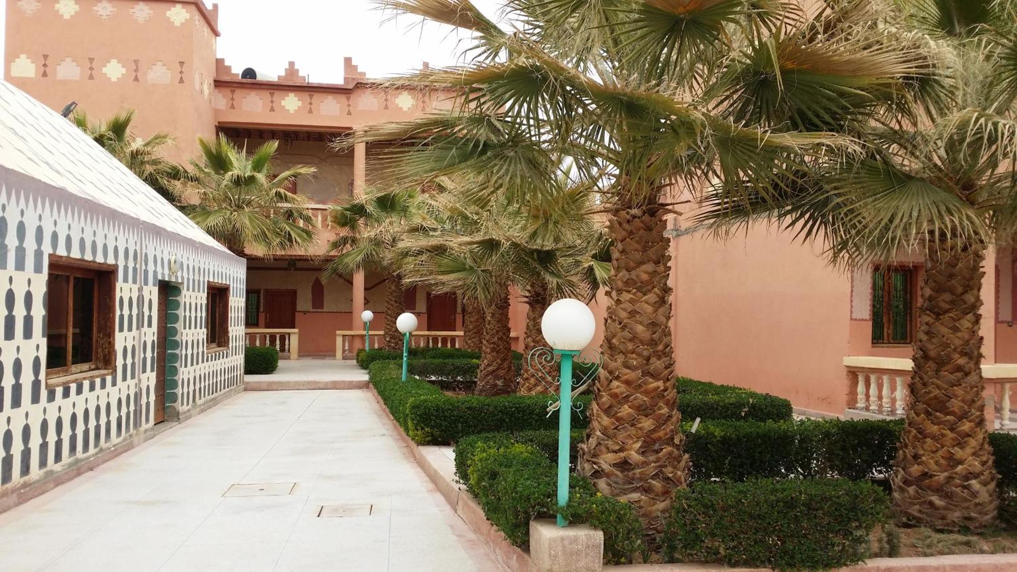 Hotel Mandar Saghrou Tazakhte Kelaat-M'Gouna Exterior photo